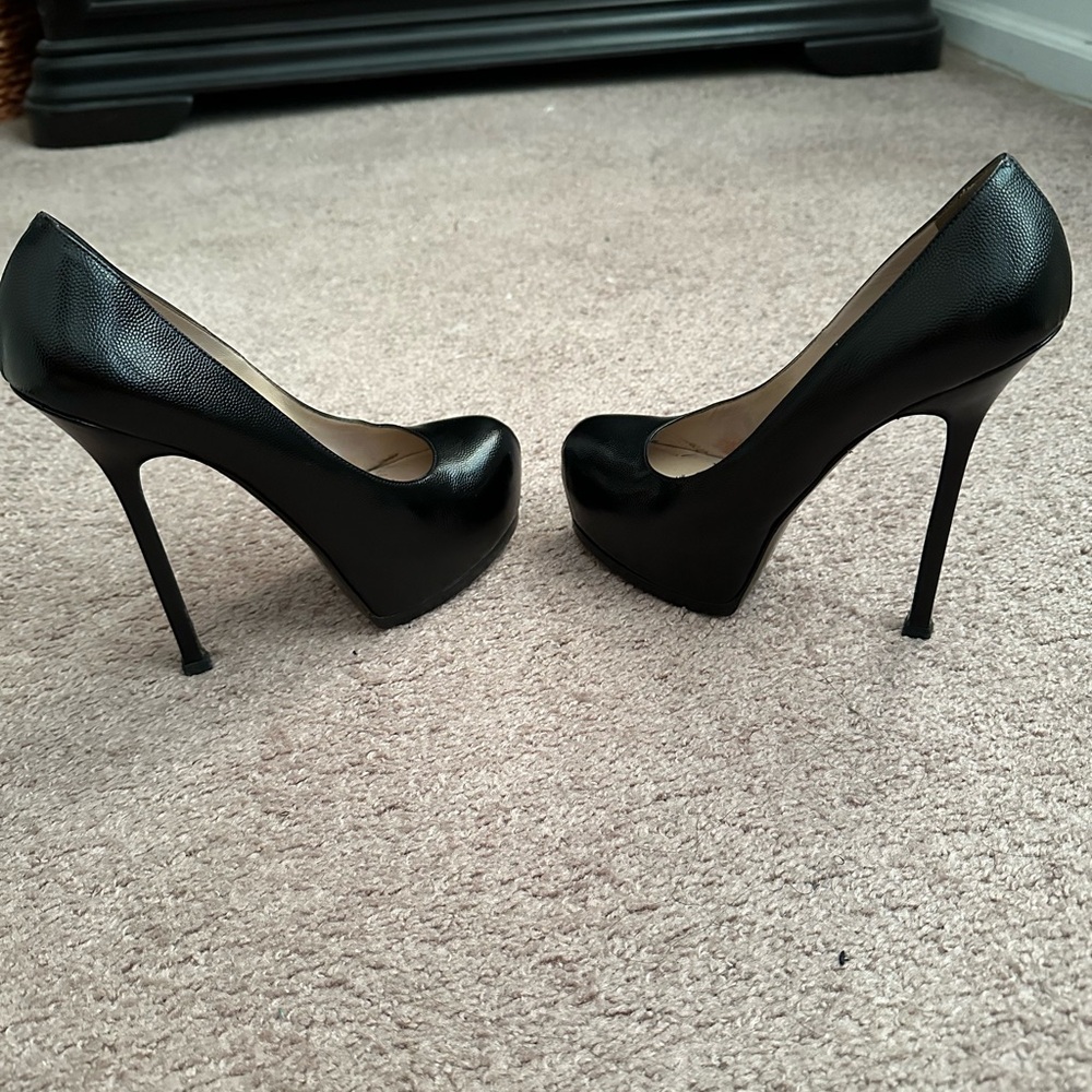 Yves Saint Laurent Shoes